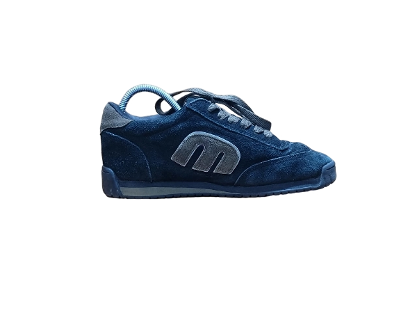 Decathlon walking 2025 trainers